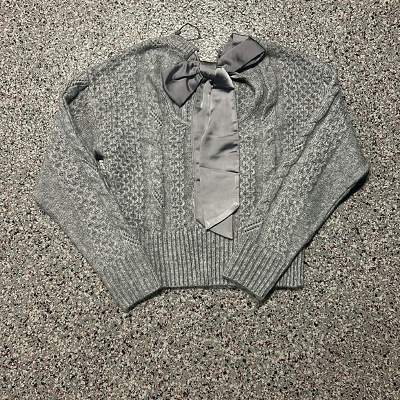 Express sweater, size XS - Picture 4 of 4